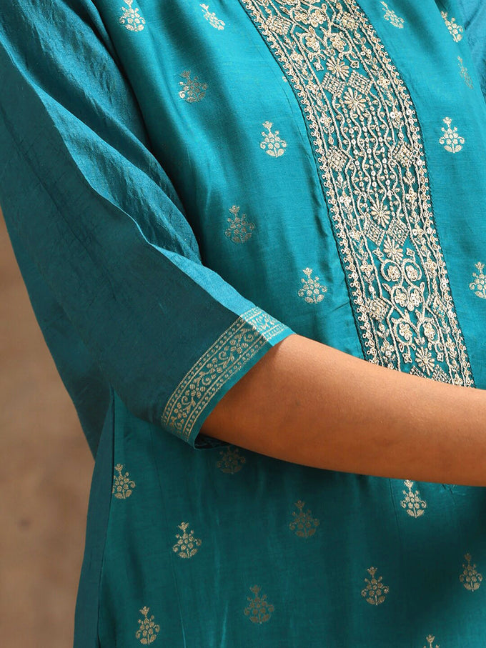 Turquiose Jequard Embroidery Salwar Suit With Dupatta
