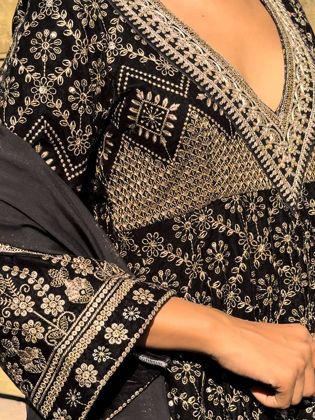 Black Georgette Embroidery sequence Work Anarkali Kurta Pant With Dupatta For Women