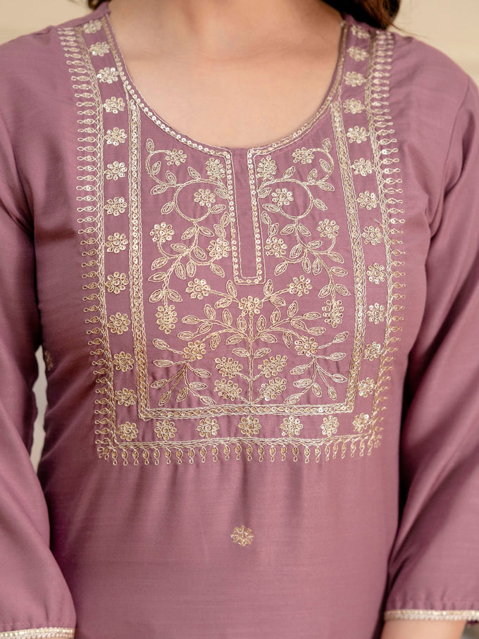 Peach Cotton Embroidery Salwar Suit  with Dupatta Set For Women's Trendmallsin
