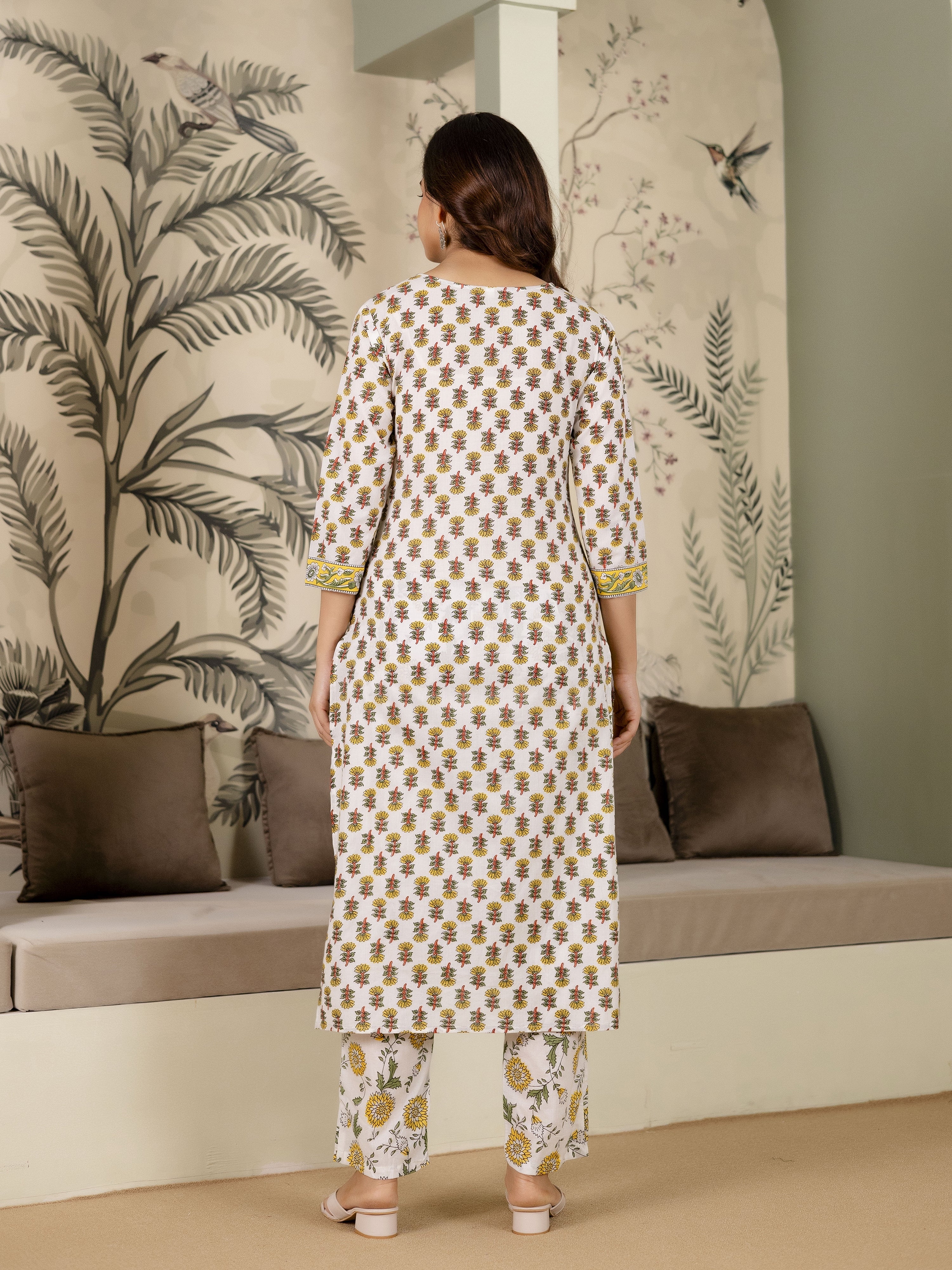 White Cotton Floral Print Salwar Suit With Dupatta Set For Women's Trendmalls
