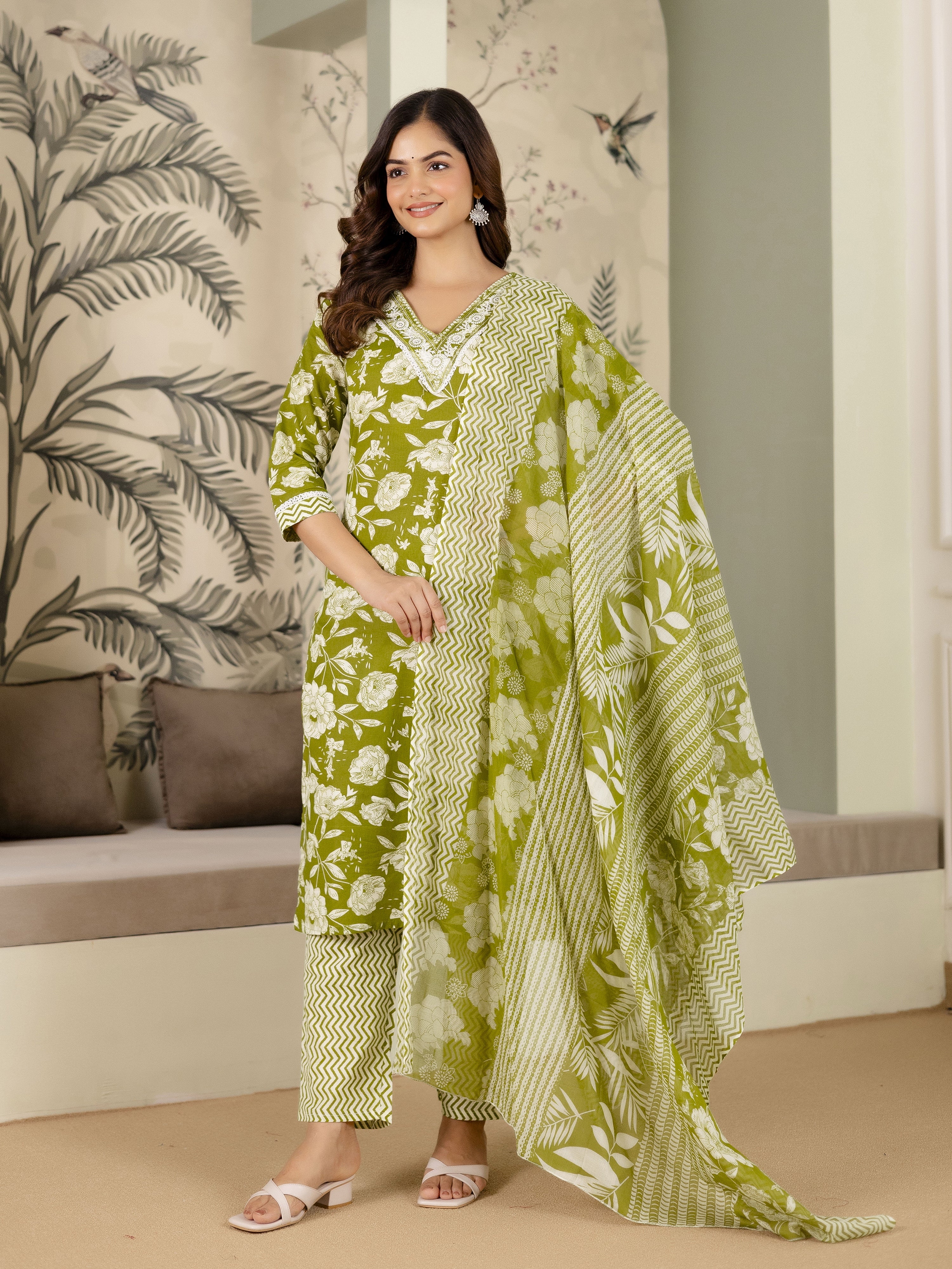 Green Pure Cotton Embroidery Work Printed Kurta Pant with Dupatta Set For Women's Trendmalls