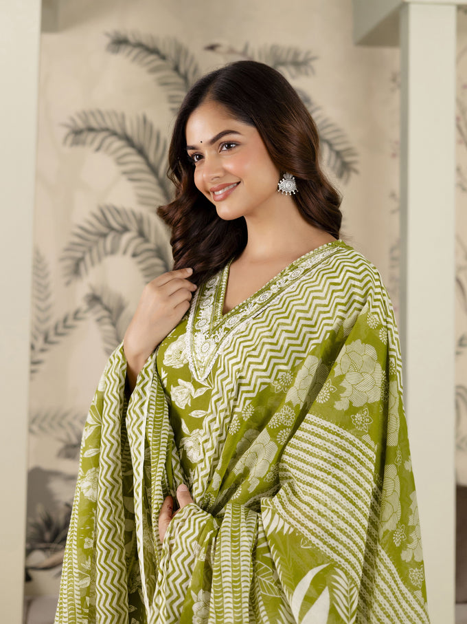 Green Pure Cotton Embroidery Work Printed Kurta Pant with Dupatta Set For Women's Trendmalls