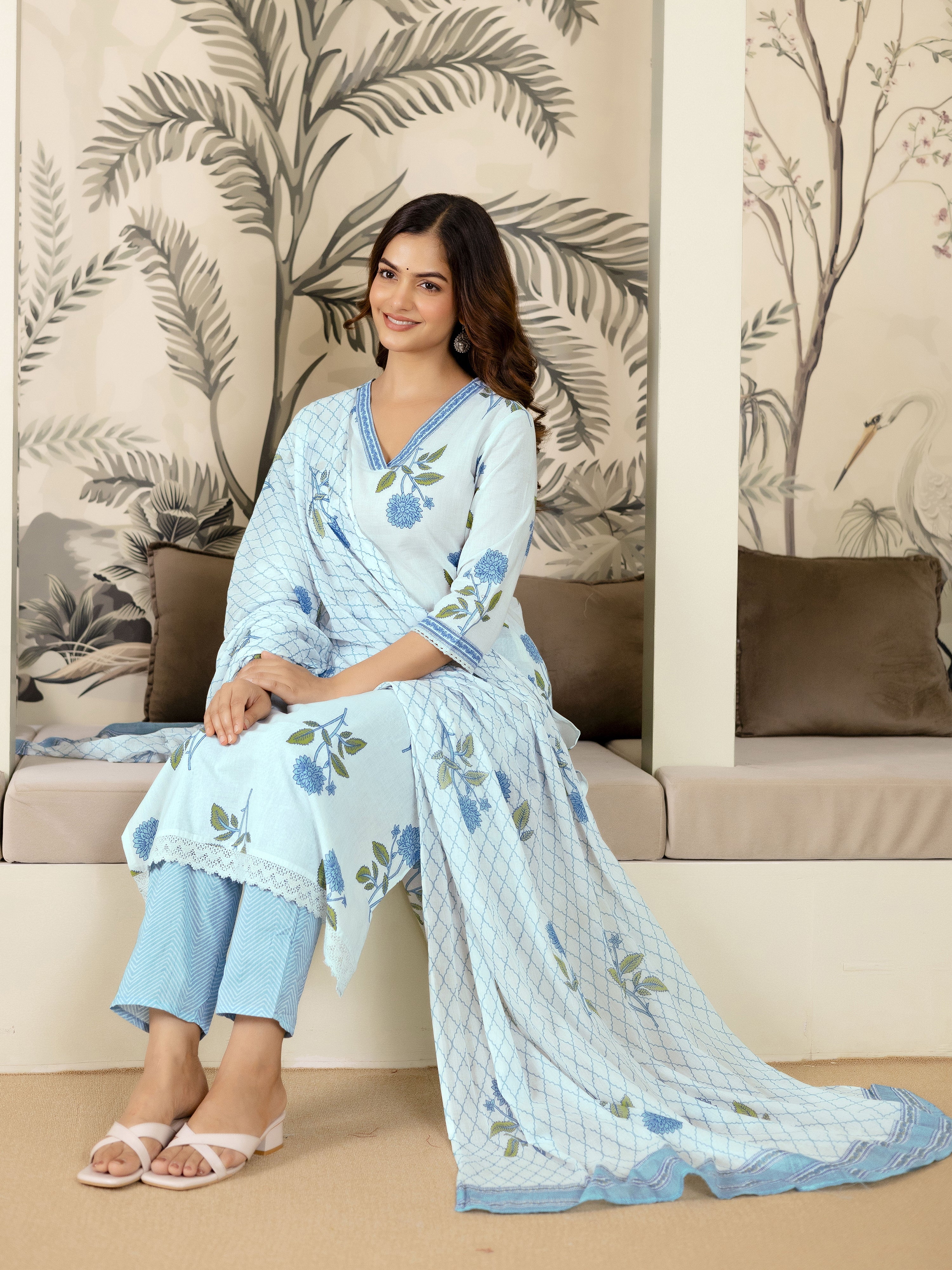 White Pure Cotton Floral Printed Kurta Pant with Dupatta Set For Women's Trendmalls