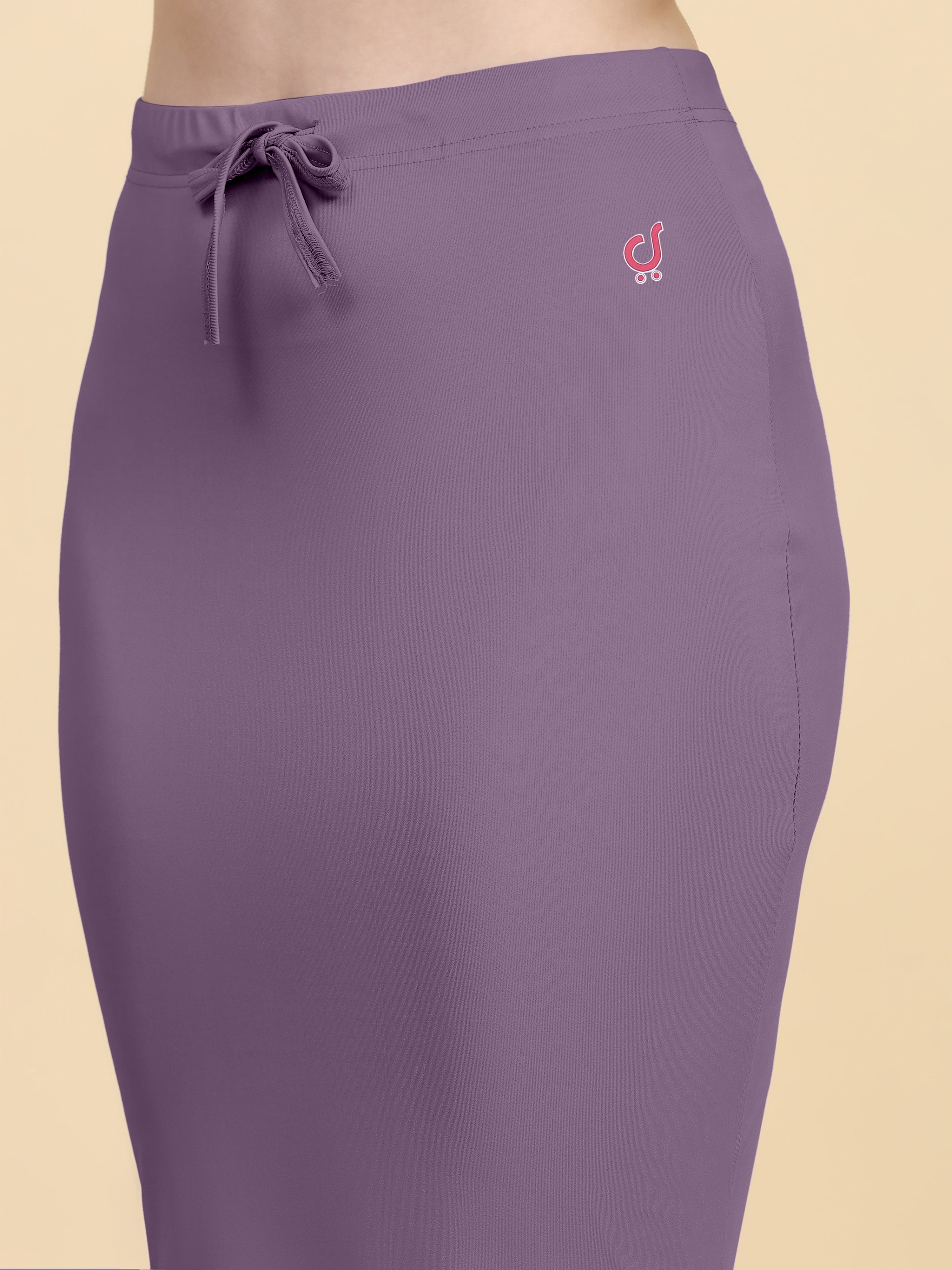 #color_plum