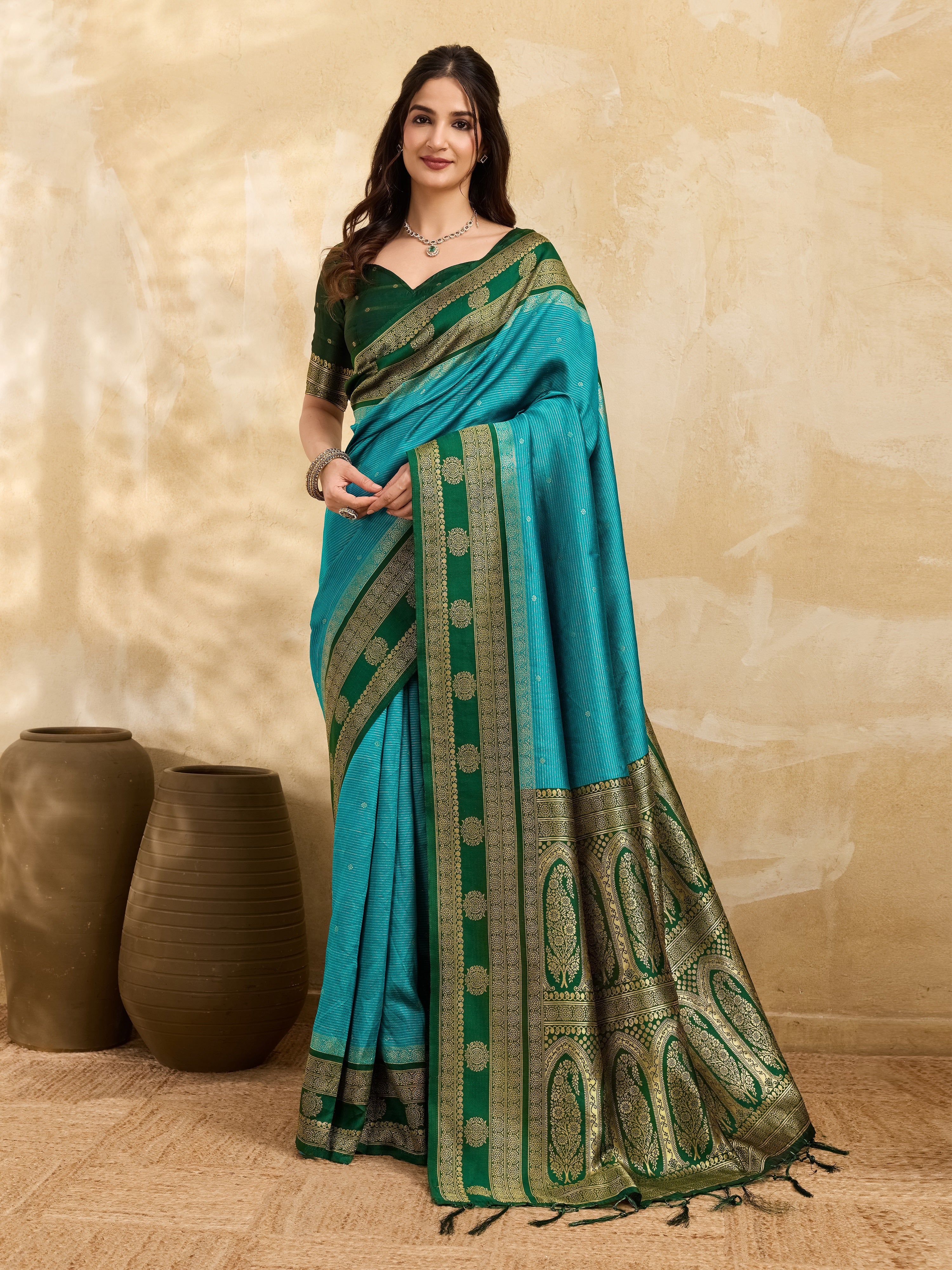 GreenSkyBlue Jacquard Silk Woven Zari Work Rich Pallu Traditional Saree With Unstitch Blose Piece
