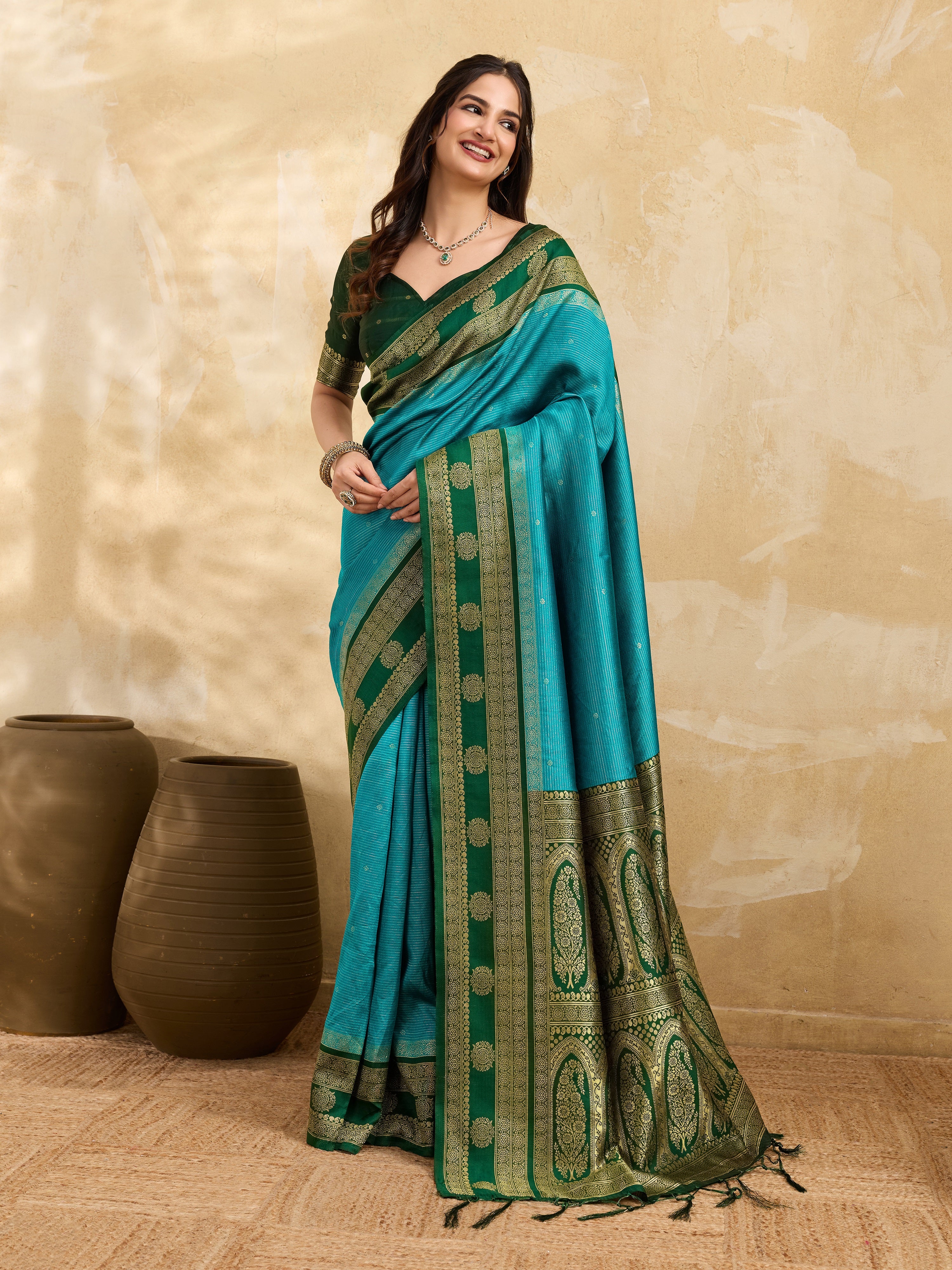GreenSkyBlue Jacquard Silk Woven Zari Work Rich Pallu Traditional Saree With Unstitch Blose Piece