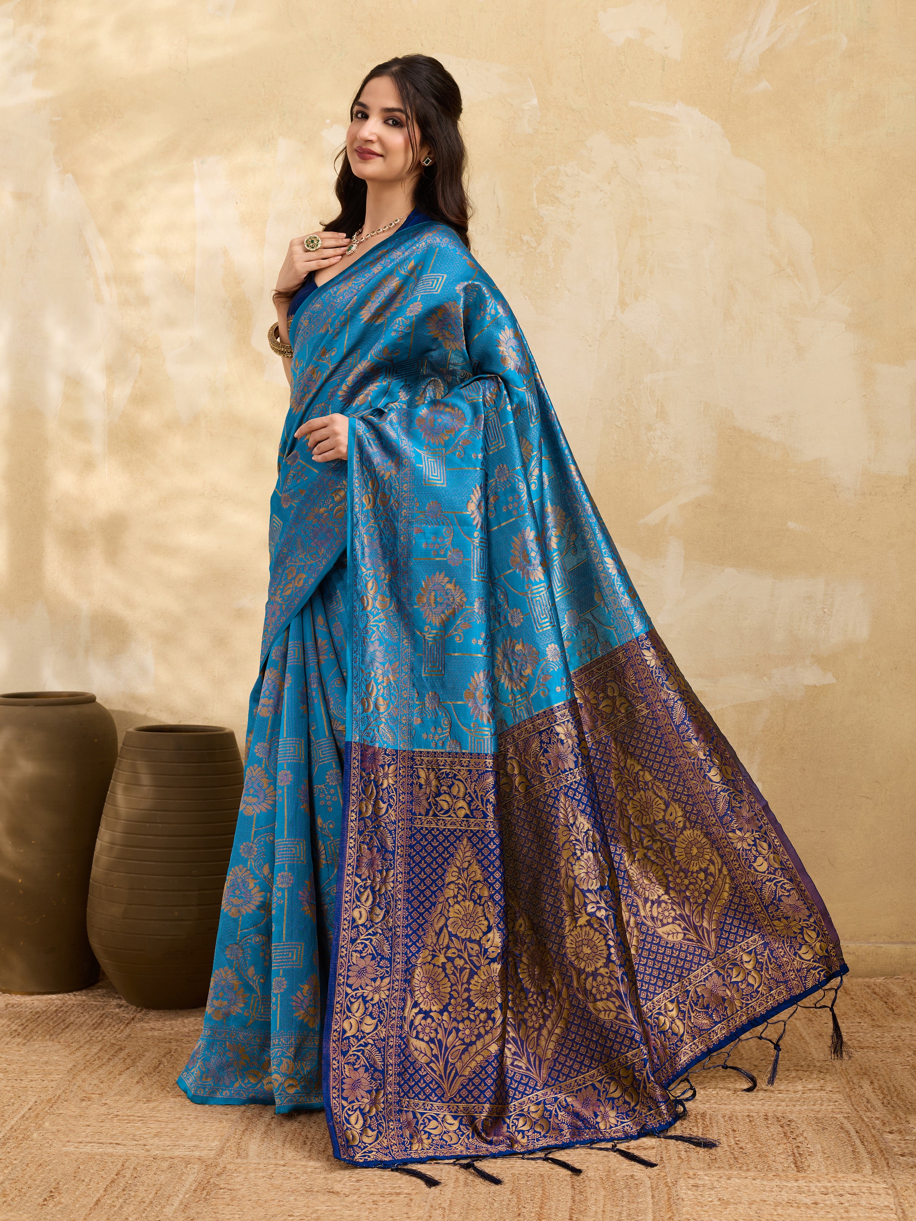 BlueTurquoise Jacquard Silk Woven Zari Work Rich Pallu Traditional Saree With Unstitch Blose Piece